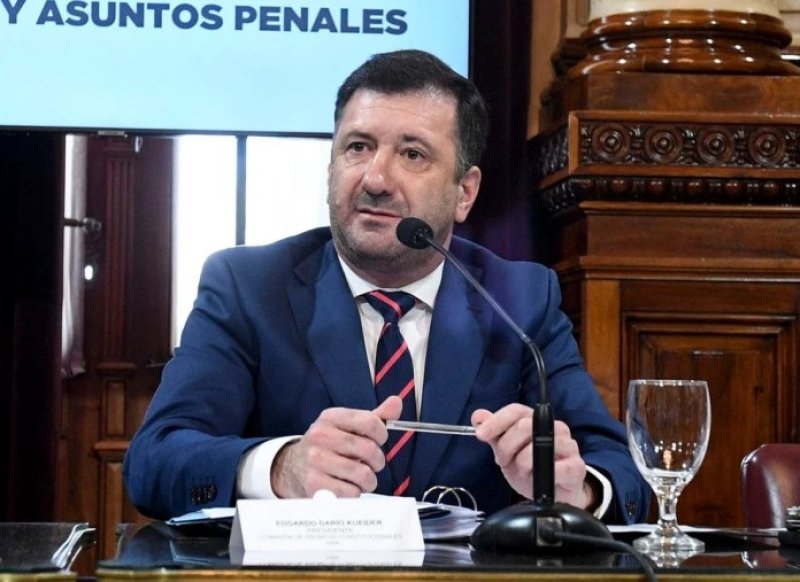 Edgardo Kueider fue imputado por lavado de dinero en Paraguay