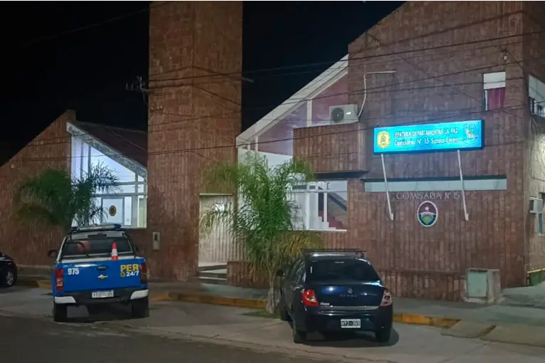 Dos policías fueron baleados mientras patrullaban una zona rural de Santa Elena